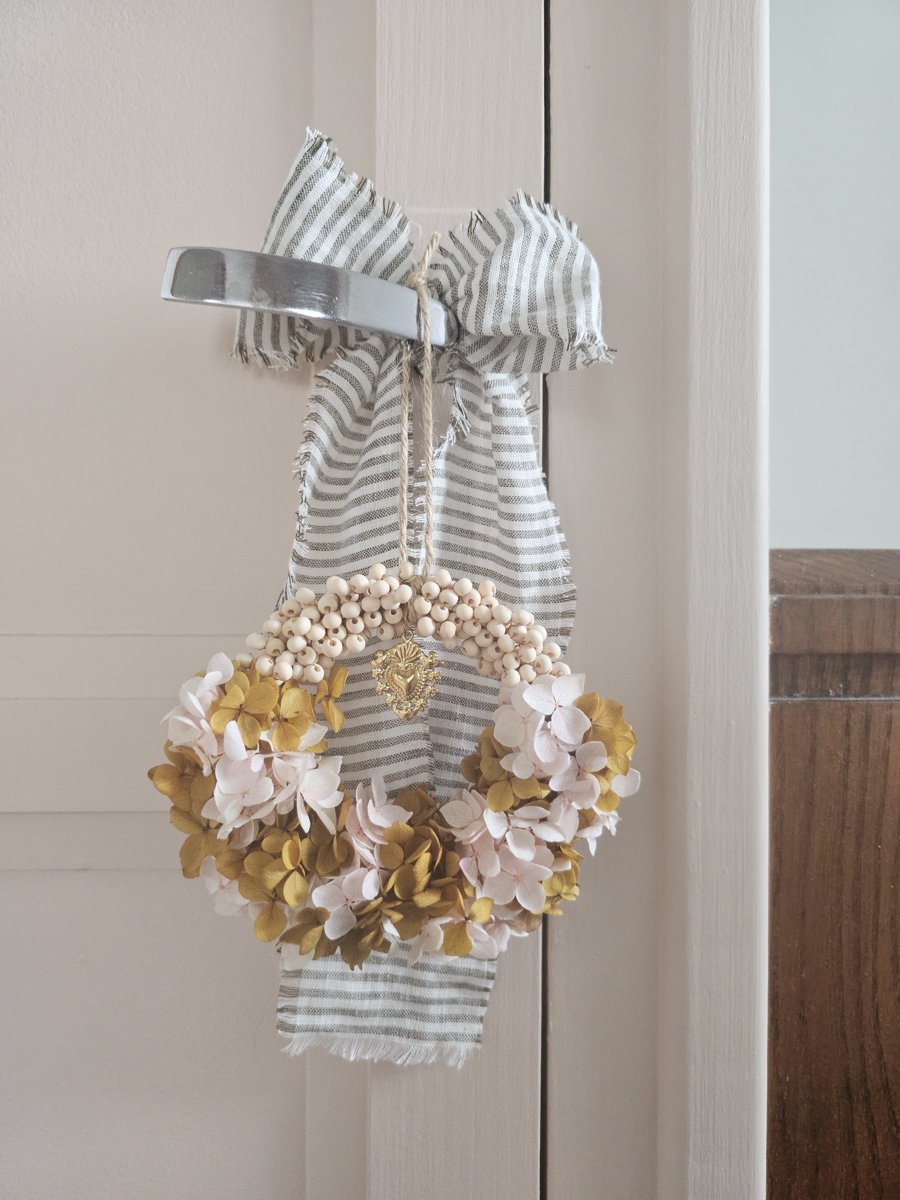 Mini couronne perles jaune rose